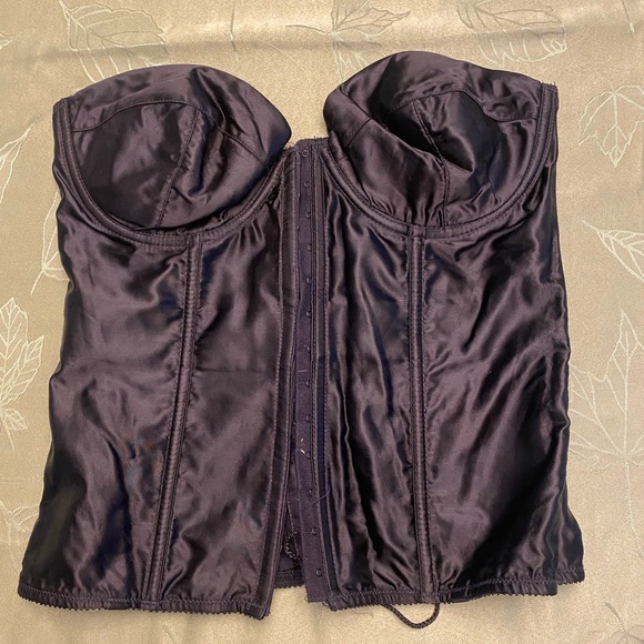 Never worn black corset! - Picture 1 of 4